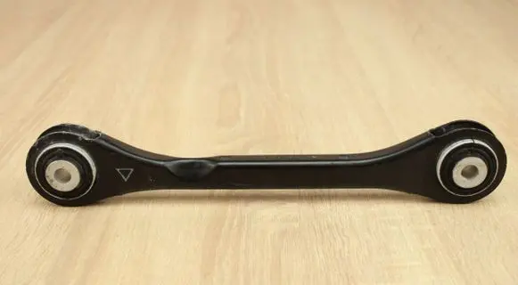 Rear control arm