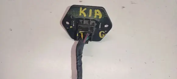 KIA Carnival Heater blower motor/fan resistor 
