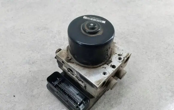 Ford Maverick ABS Pump 