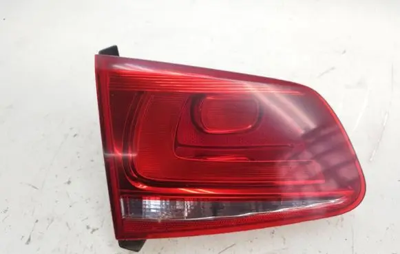 Volkswagen Touareg II Tailgate rear/tail lights 7P6945093C 89090273