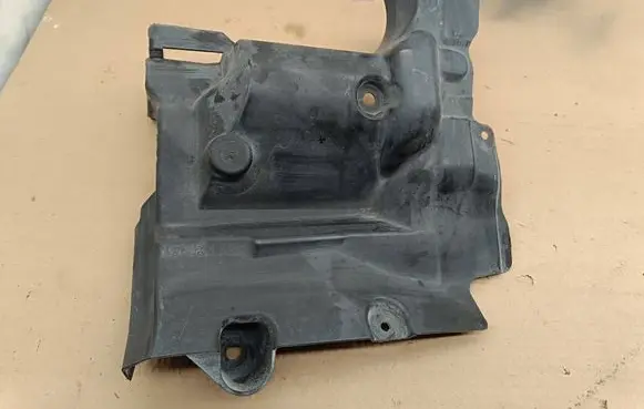BMW 6 F06 Gran coupe Front underbody cover/under tray 7228687 74850610