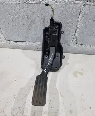 Jaguar XF Accelerator throttle pedal 9X239F832BA 9X239F836BA