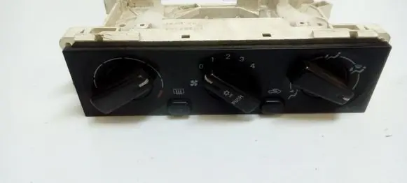 Mitsubishi Space Wagon Climate control unit MR398658 990621