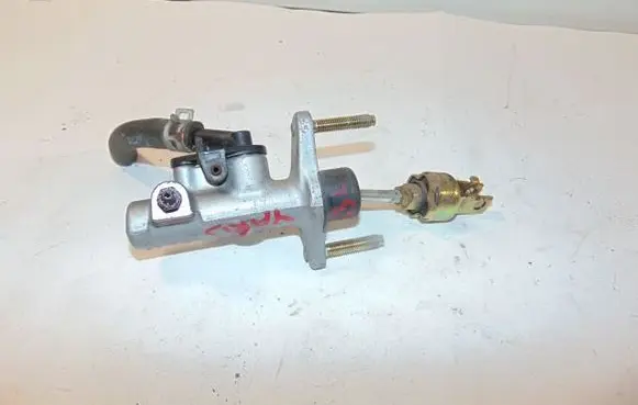 Clutch master cylinder