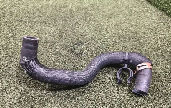 Renault Trafic III (X82) Engine coolant pipe/hose 93450183 40532719R