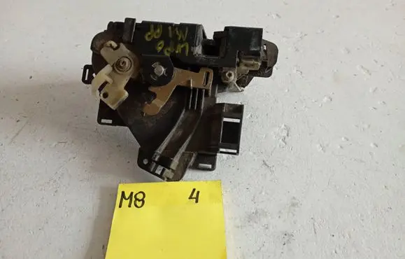 Volkswagen Lupo Front door lock 56565