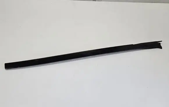 BMW X7 G07 Windshield trim 7434873