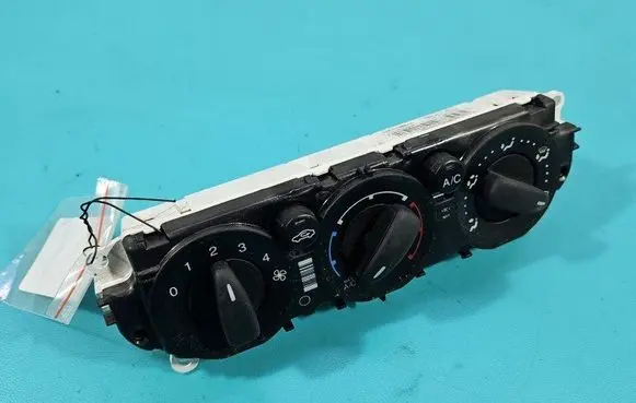 Ford Focus Climate control/heater control trim BM5T-19980-BE IMPRK1478510