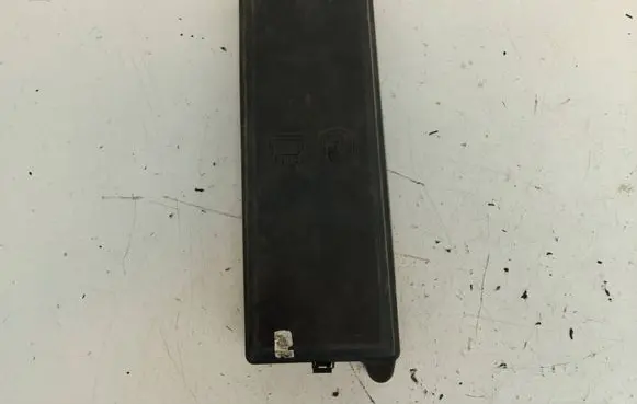 Land Rover Range Rover Sport L320 Fuse box cover 490000072