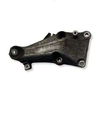 BMW 1 E81 E87 Engine mounting bracket 6760307