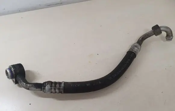 Audi A8 S8 D2 4D Air conditioning (A/C) pipe/hose 4D0260707K
