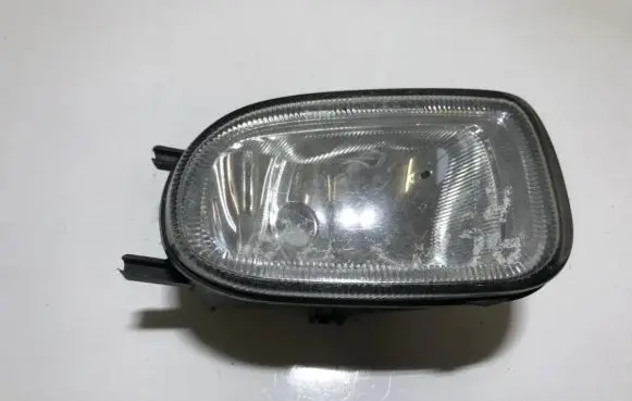 Nissan Micra Front fog light 23723301l 237233-01l