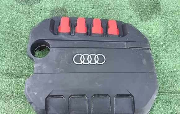 Audi A3 8Y Engine cover (trim) 06Q103925G
