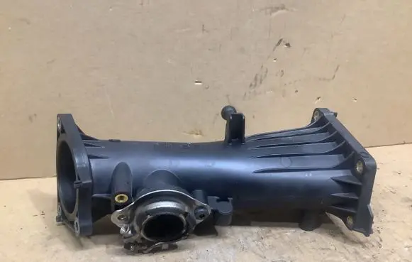 Audi Q5 SQ5 Air intake duct part 059145762AB