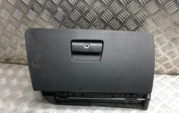 BMW 3 E90 E91 Glove box set 51167075479 7075479