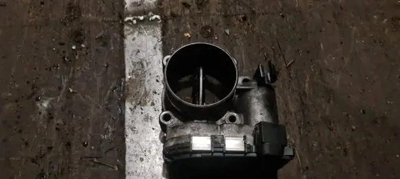 Volvo S80 Throttle valve 8692720