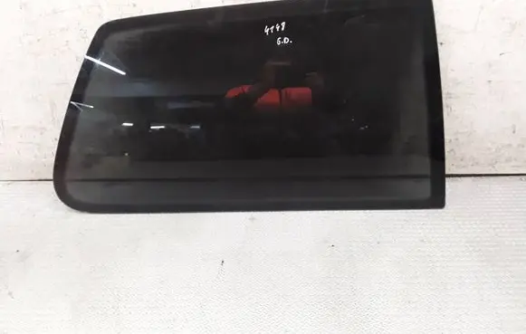 Volkswagen Golf IV Rear side window