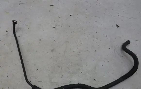 Opel Mokka Fuel line pipe