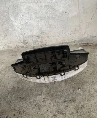 Volvo S60 Speedometer (instrument cluster) 8V99696ZLS 31296366AB YC00L866S69