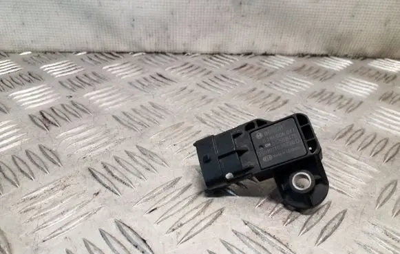 Opel Insignia A Air pressure sensor 55568175 0281006077