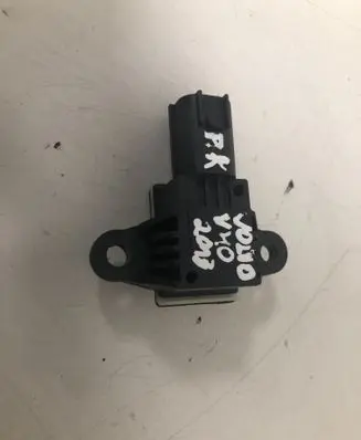Volvo V40 Airbag deployment crash/impact sensor 31360986