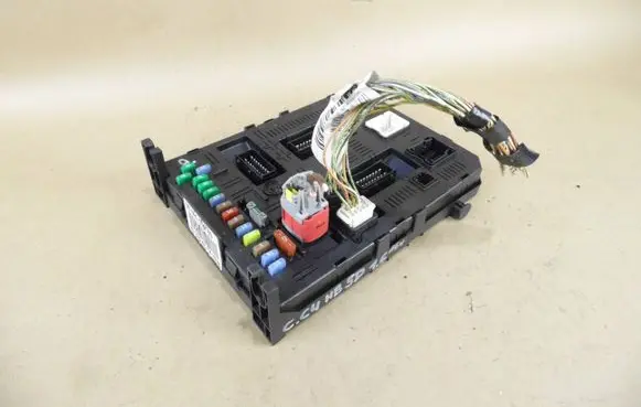Citroen C4 I Fuse module 9660105980 BSI2004H0501 01150305