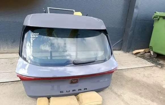 Cupra Leon Tailgate/trunk/boot lid 