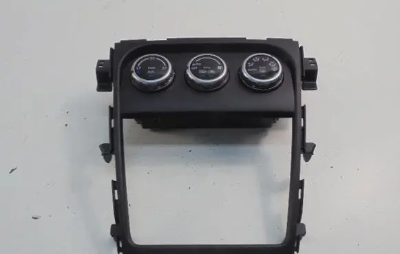 Suzuki SX4 Air conditioning/heating control unit 39510-79J02