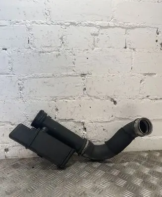 Mercedes-Benz E W211 Intercooler hose/pipe A2115280308
