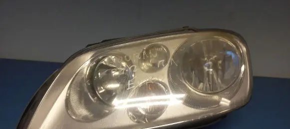 Volkswagen Touran I Headlight/headlamp 0301205201
