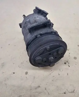 Opel Insignia A Air conditioning (A/C) compressor (pump) P22861236 0413504204 R134A