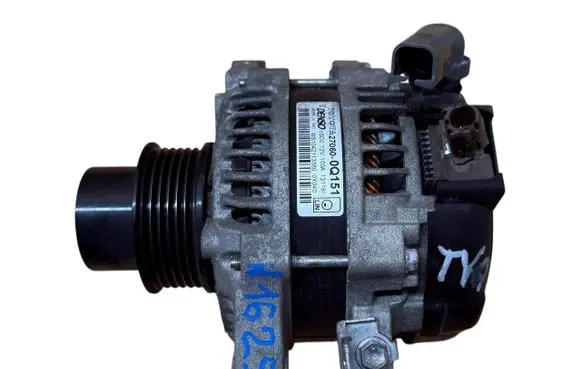 Toyota Yaris Generator/alternator 270600Q151 MS1042113380