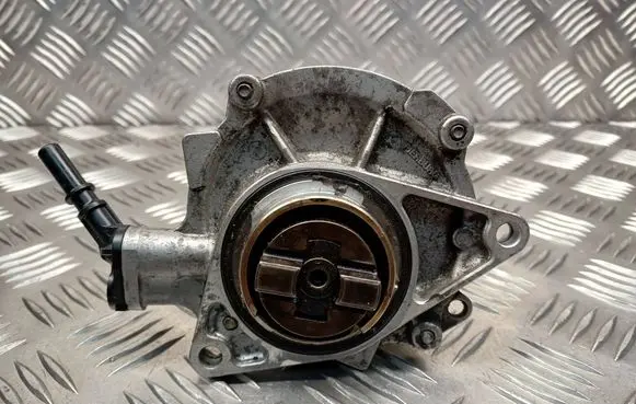 Peugeot 207 Vacuum pump