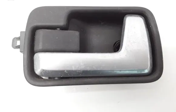 Land Rover Discovery 3 - LR3 Front door interior handle