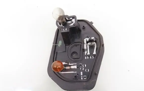 Peugeot 206 CC Tail light bulb cover holder