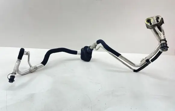 Volvo XC60 Air conditioning (A/C) pipe/hose 31366629 V9909005
