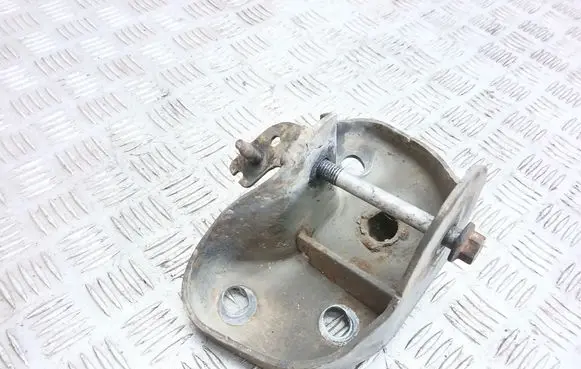 Other rear suspension part