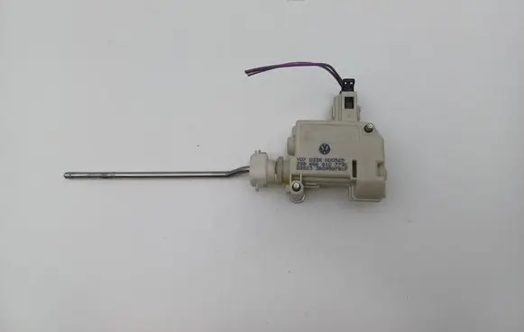 Volkswagen Polo IV 9N3 Fuel tank cap lock motor 6Q6810773C