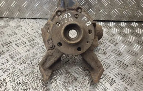 Audi A3 S3 8L Front wheel hub