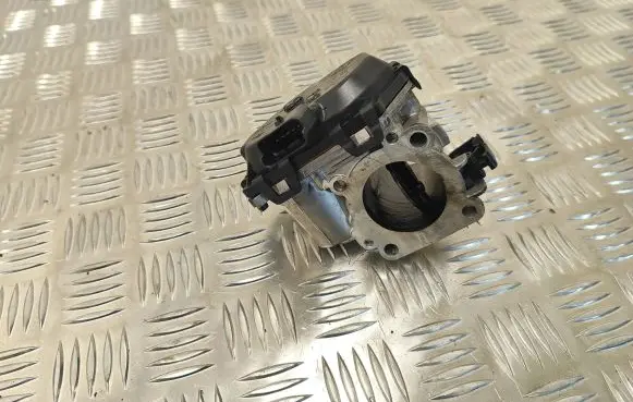 Peugeot 308 Throttle valve 9830171480 V29121487