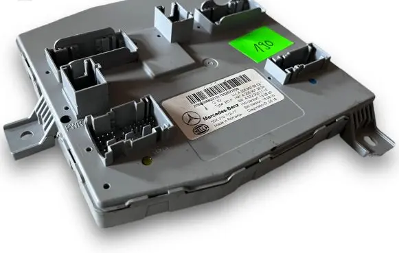 Mercedes-Benz C W205 Central body control module S190 A2059006822