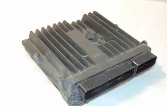 Toyota Camry VIII XV70 Engine control unit/module 896610X461 896610X460