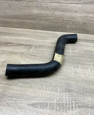 Volkswagen Golf IV Engine coolant pipe/hose 191121101S