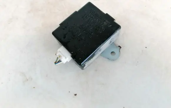 Toyota Corolla E120 E130 Door control unit/module 8974112290 89741-12290