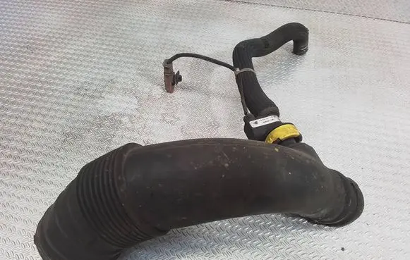 Fiat Ducato Breather hose/pipe 1366687080