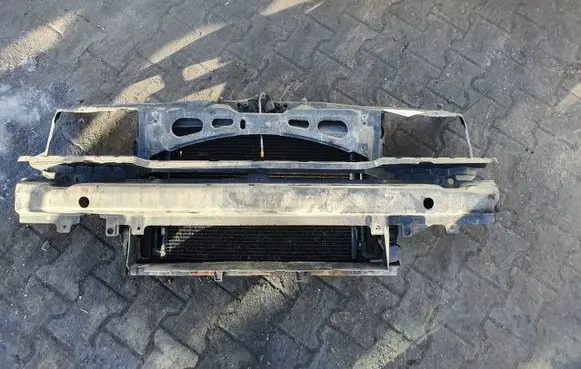 Skoda Octavia Mk1 (1U) Front bumper support beam 1J0121253N