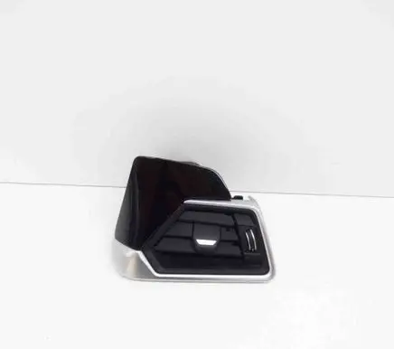 BMW 3 G20 G21 Dashboard air vent grill cover trim 6848619