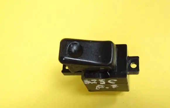Mazda 323 F Electric window control switch