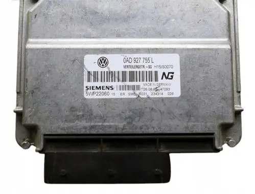 Volkswagen Touareg I Gearbox control unit/module 0AD927755L
