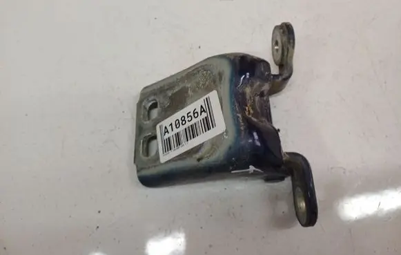Chrysler PT Cruiser Tailgate/trunk/boot hinge